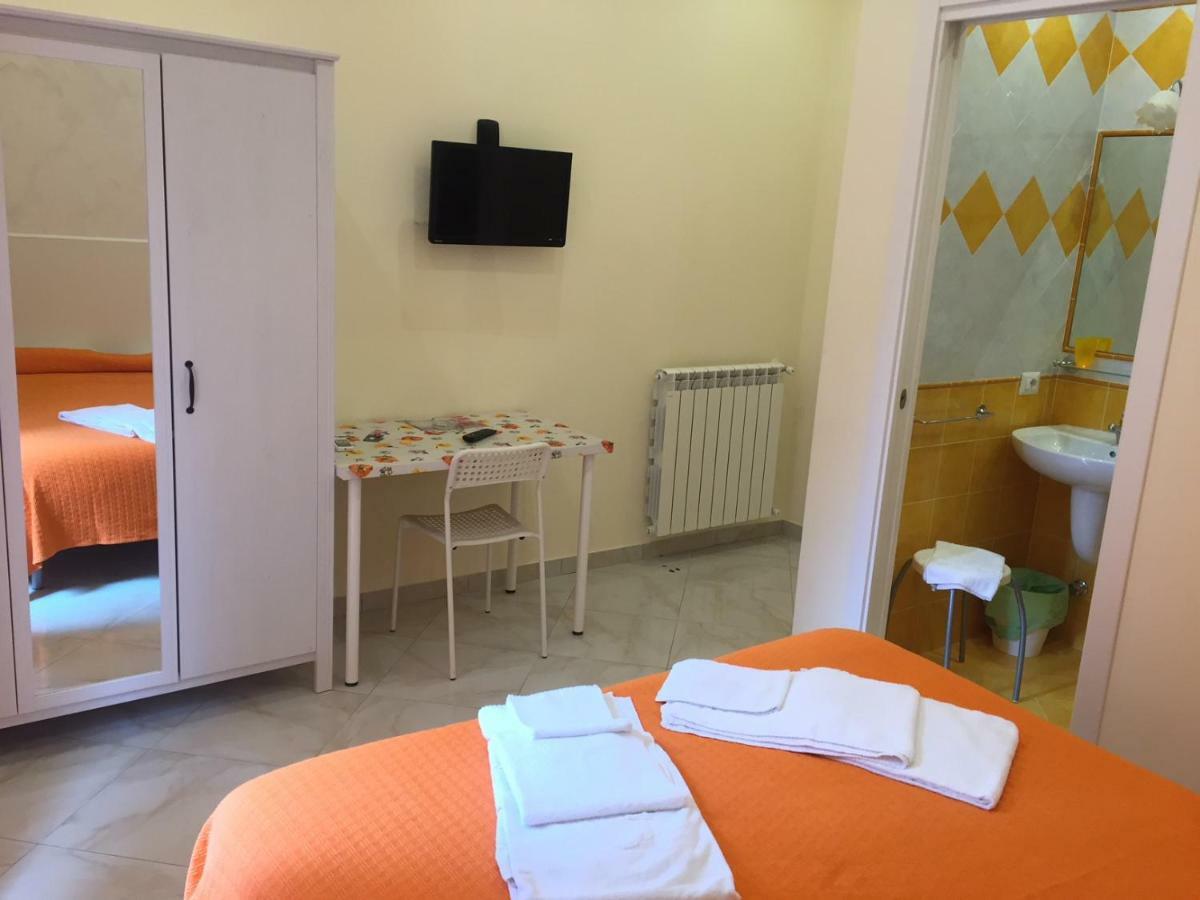 Albergo Oasi Neapol Zewnętrze zdjęcie